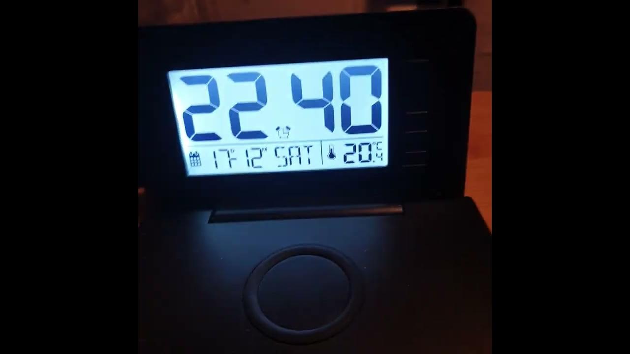 Silver Crest alarm clock with USB and QI wireless charging station and