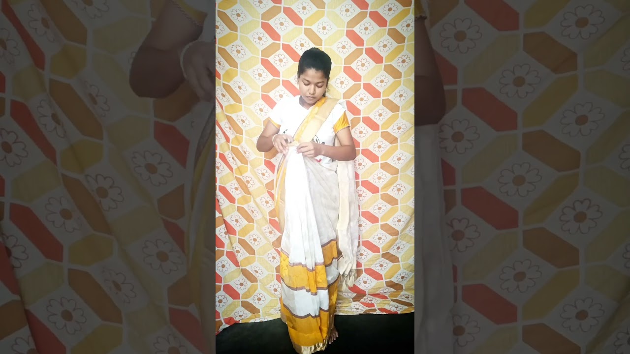 | Learn to wear saree | Durga Puja series 02/10 | Saree draping | #youtubeshorts  #saree #shorts