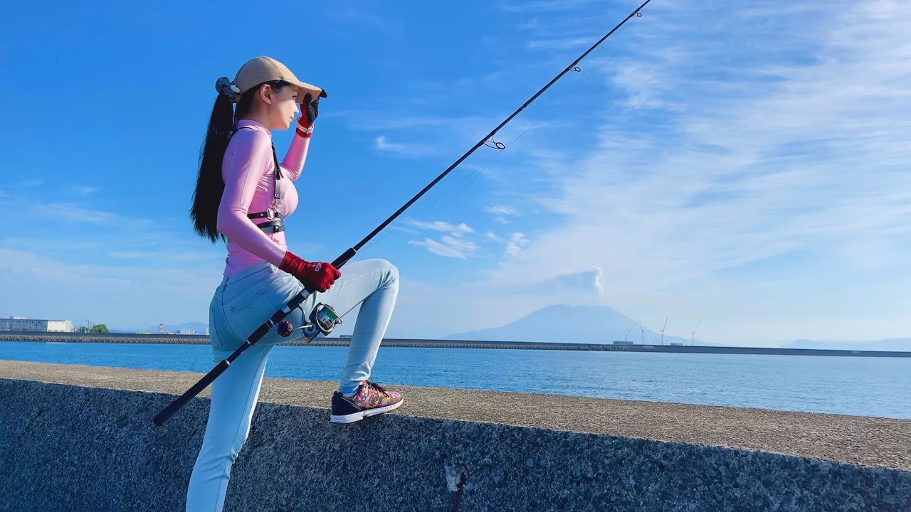 必殺‼️最後の手段で釣る女‼️この仕掛けで高級魚が釣れるだなんて…釣り竿強奪編w