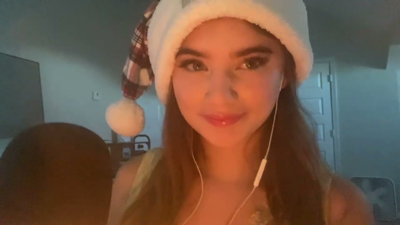 Miss claus does your skincare for Christmas morning 🎄🎁