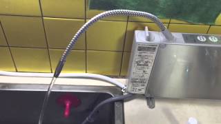 富士市 浄水器工事 TOTO アルカリイオン水生成器 アルカリスリム
