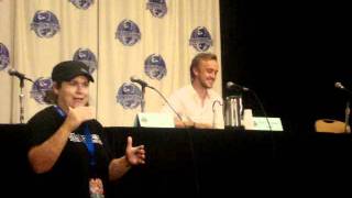 Dragon*Con 2011 - Tom Felton: Voldemort Hug