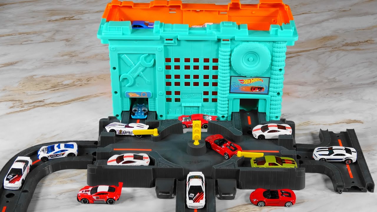 New 2020 Hot Wheels City Town Center - YouTube.