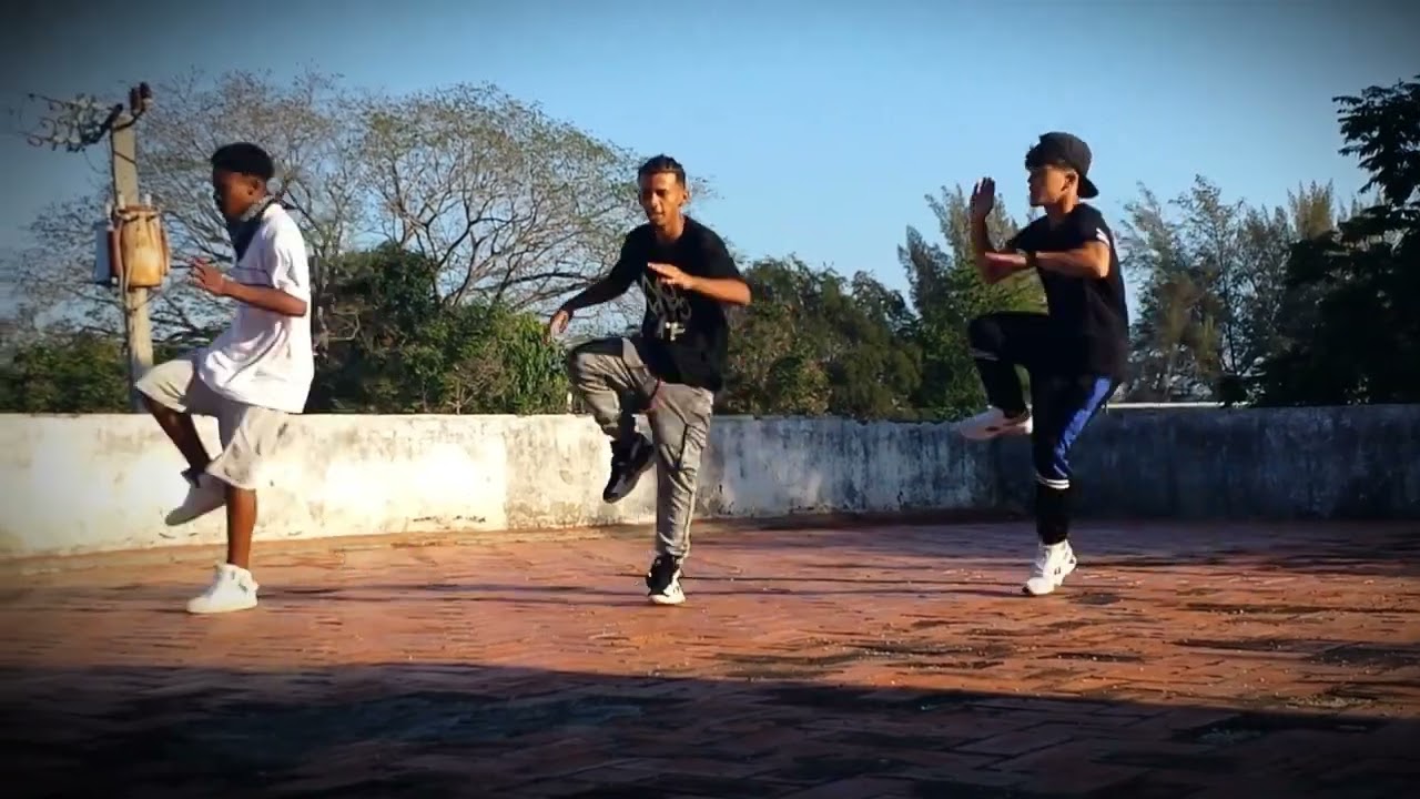 😨Estudiantes de la EVA🥶 bailando Afro dance 🔥 