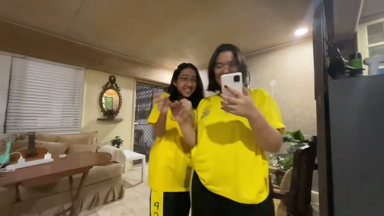 [ Gallery 59 ] PE with boss Alex