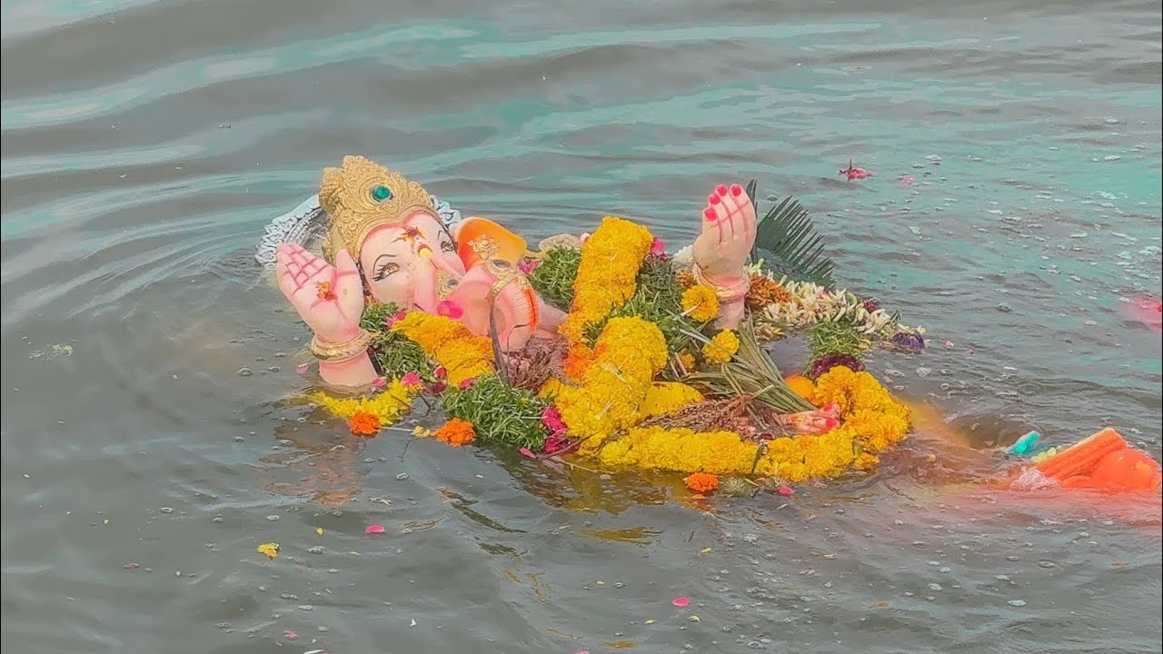 Ganpati Visarjan 2025 Tank Bund | Big Ganesh Nimajjanam in Hyderabad | Ganesh Bappa Visarjan 2025