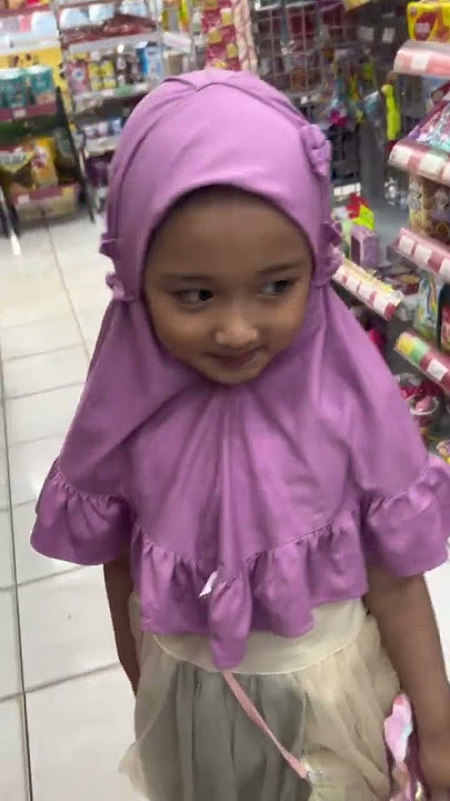Jajan serba Pink #raisya #shortvideo #jajanan #alfamart #indomaret