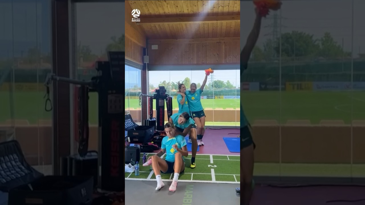 Kyra Cooney-Cross❤️😅 (Australian soccer player) 