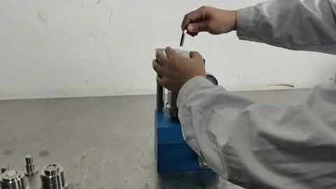 coin cell crimper / Hydraulic Disassembling Machine for CR20XX Button Cells