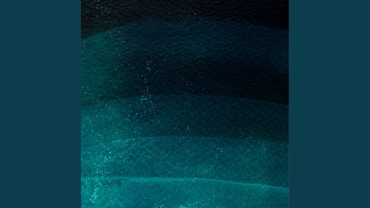 在 YouTube 上觀看「Waves」