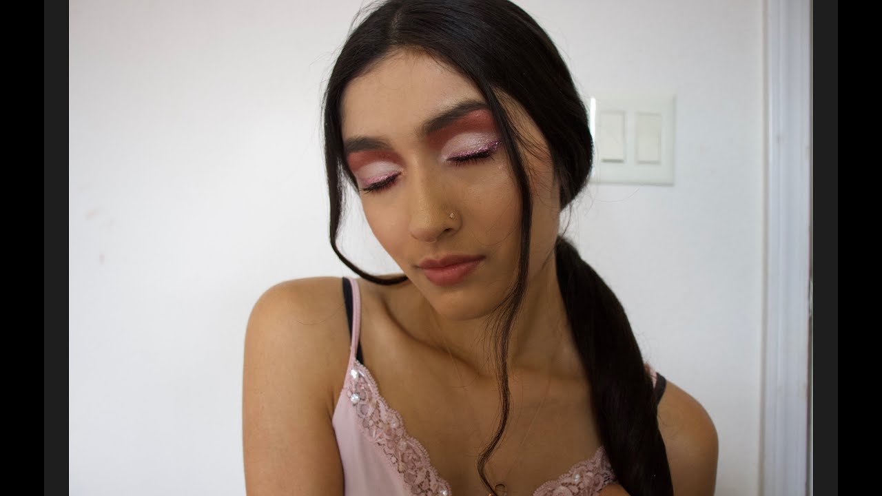 Pink Cut Crease With Pink Glitter Liner!