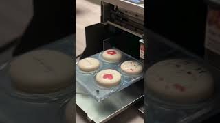 Endless Possibilities with Eddie: Highlighted Macarons!