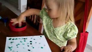 PreSchool - Social Studies, Arts and Crafts, pre-writing exercise: Country flag from finger paints.