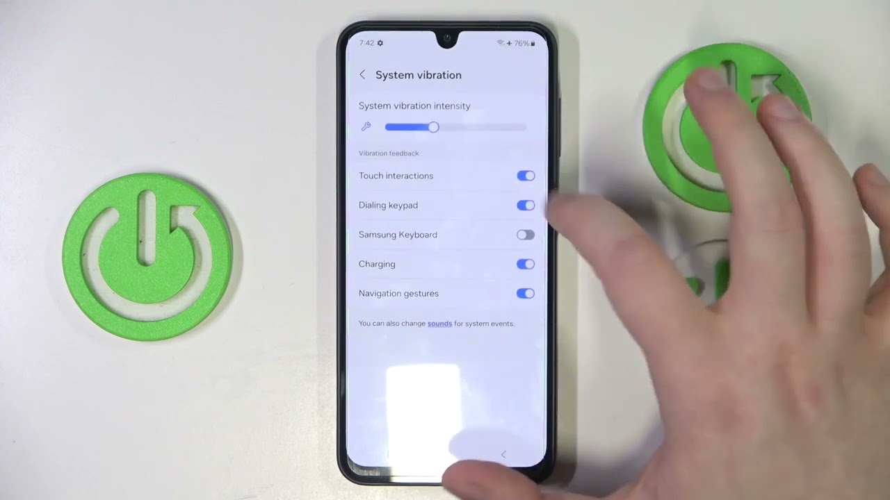 Wie schalte ich die Vibration bei Berührung auf dem SAMSUNG Galaxy A16 5G ein oder aus?