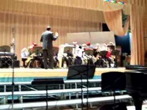 Jazz Band at William Street School - who let the elves out