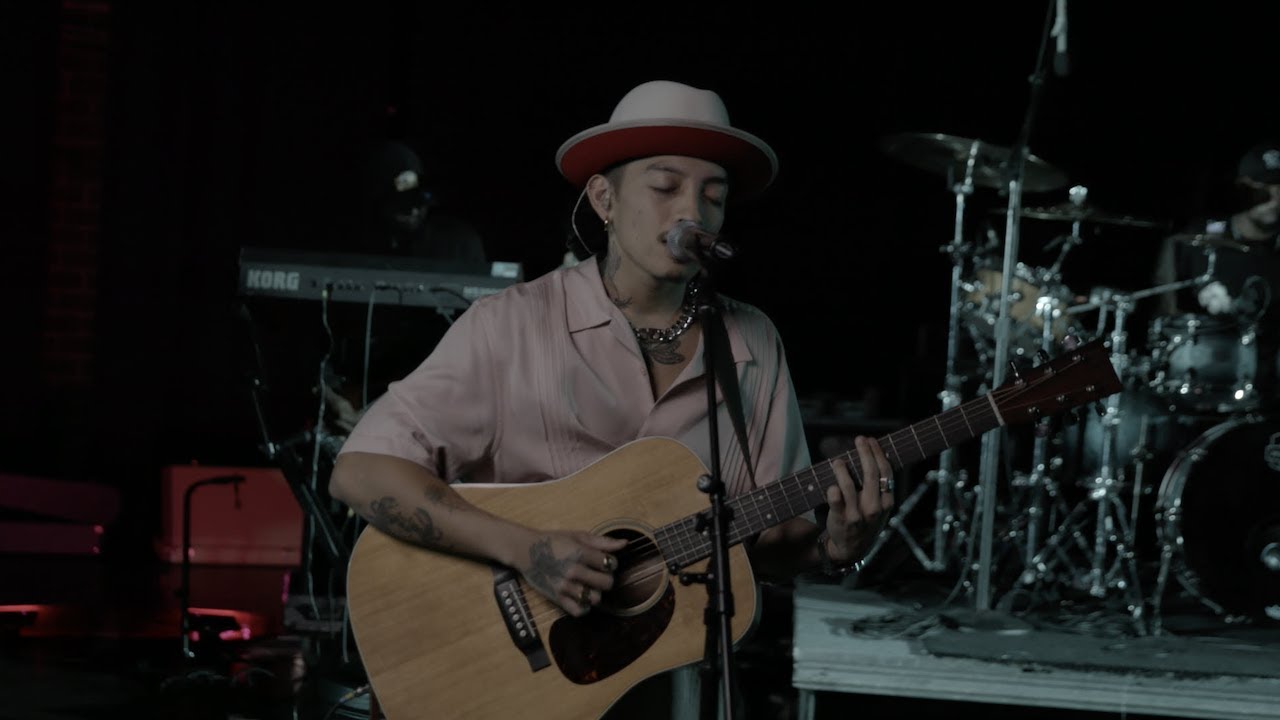 RINI - For Days (Acoustic Live Performance)