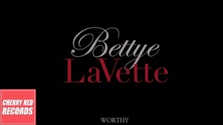 Watch Bettye Lavette When I Was A Young Girl video