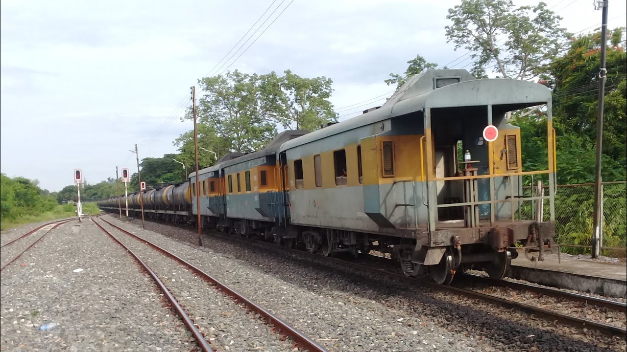 รถไฟไทย ขบวนรถน้ำมันที่มีรถแถม