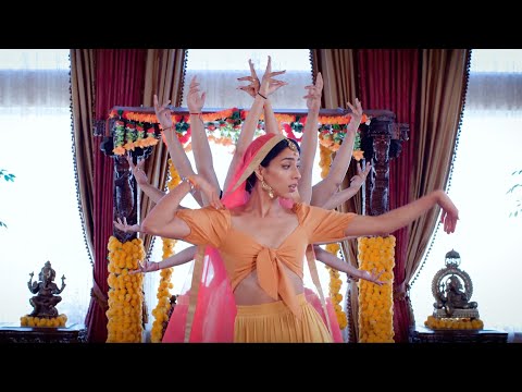 Dubai Fountain - Dhoom Taana by Shreya Ghoshal and Abhijeet Bhattac