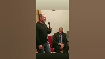 وليد سركيس النغمة الشهيرة شفتا جنب المزرعة لا تنسو الاشتراك بالقناة ليصلكم كل جديد كل جديد٢٠٢٢ 