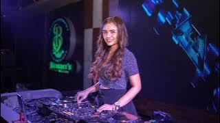 DJ JENIFER 19 JANUARI 2022 B CLUB PEKANBARU