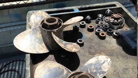 REMOVING RUST: BARNACLE OUT DRIVE