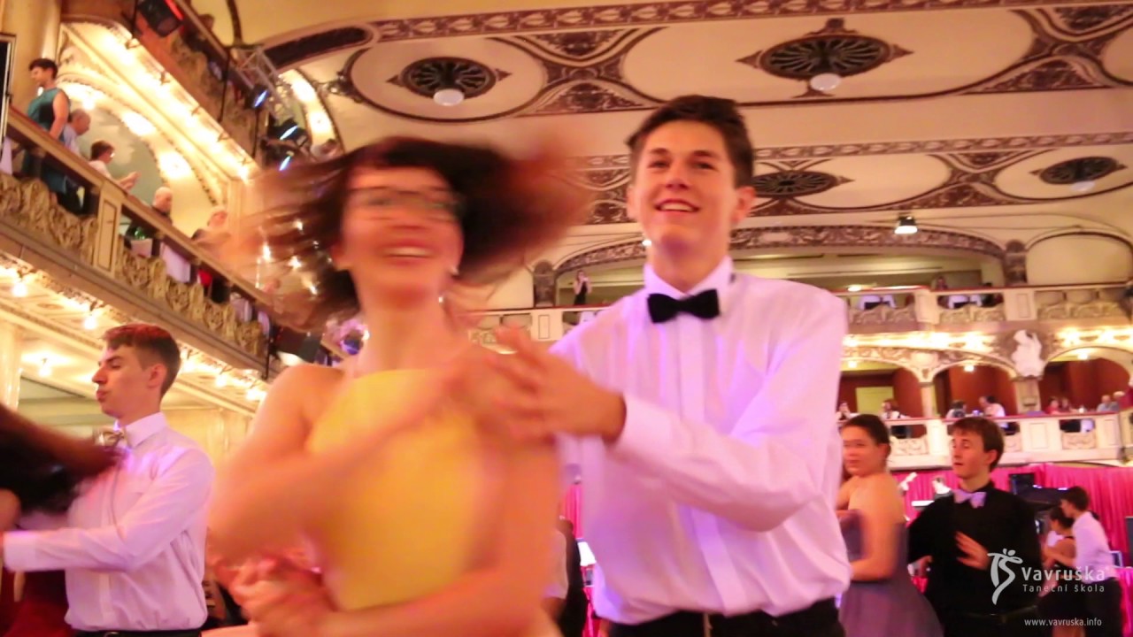 Závěrečný ples pokračovaček 2017