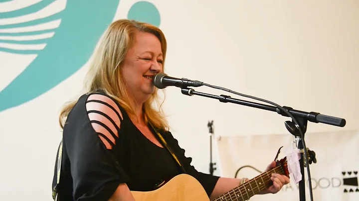Tanya Wood at Heart Strings Childrens Hope Allianc...