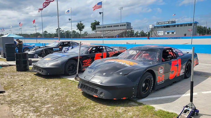 Race day @Goodyear All American Speedway Tyler Cha...
