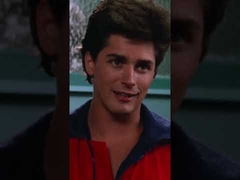 Подписывайся! Новые видео каждый день! #фильмы #кино #сериалы #сериал #спасателималибу #shorts