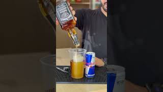 Copao De Jack Daniels + Red Bull 🥃. Ão Resimi