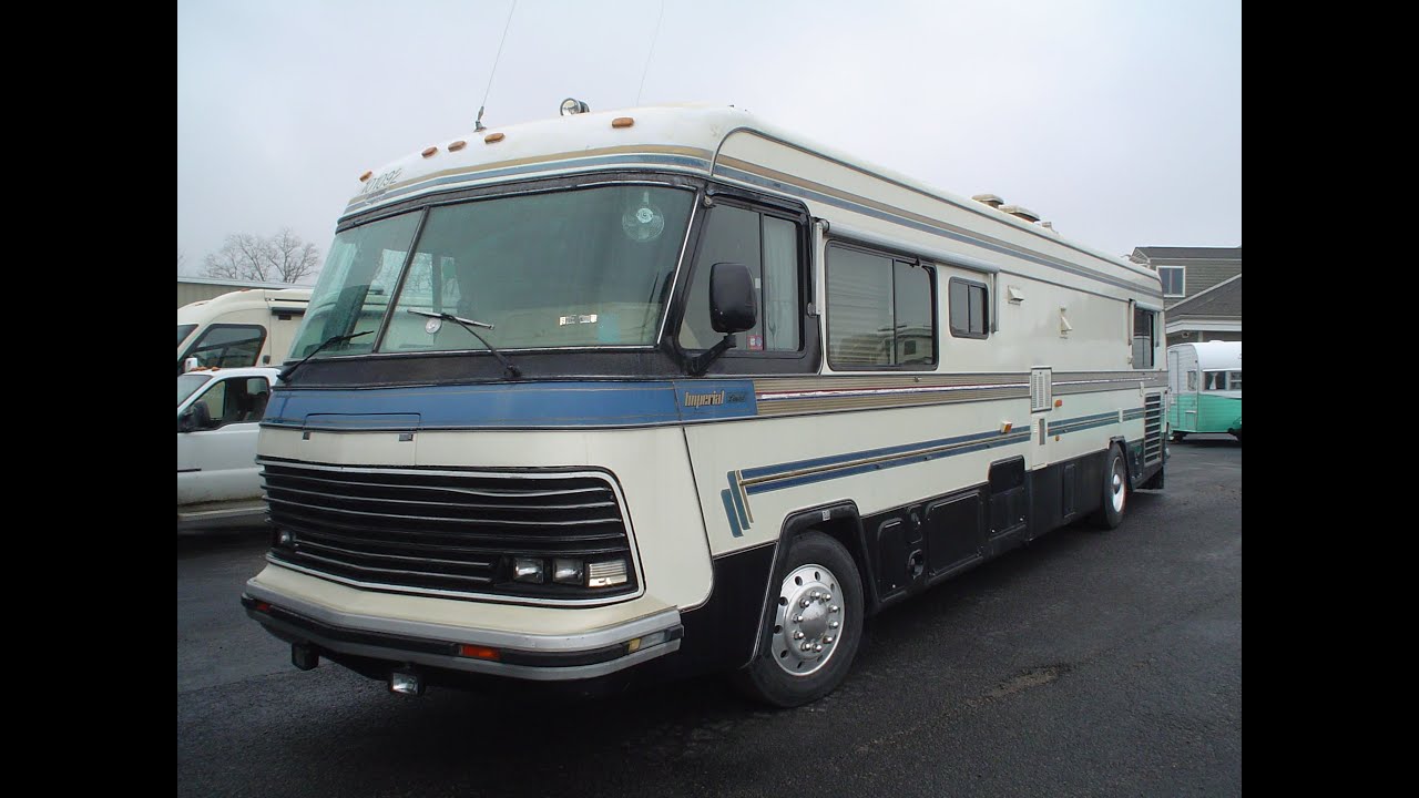 Pre-Owned 1987 Holiday Rambler Imperial 40 | Mount Comfort RV - YouTube