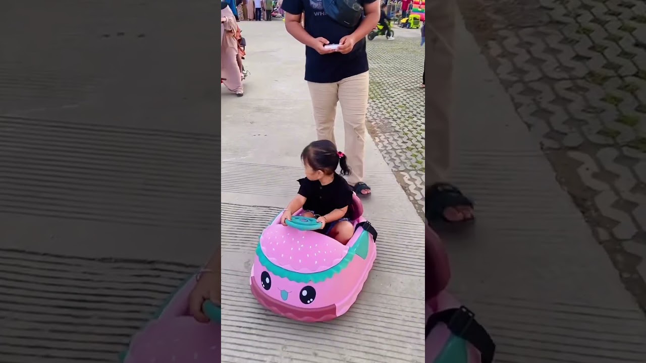 mobil mobilan kecil warna pink