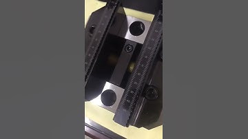 Self centering vise is suitable for 4 and 5 Axis CNC, either in horizontal machining.