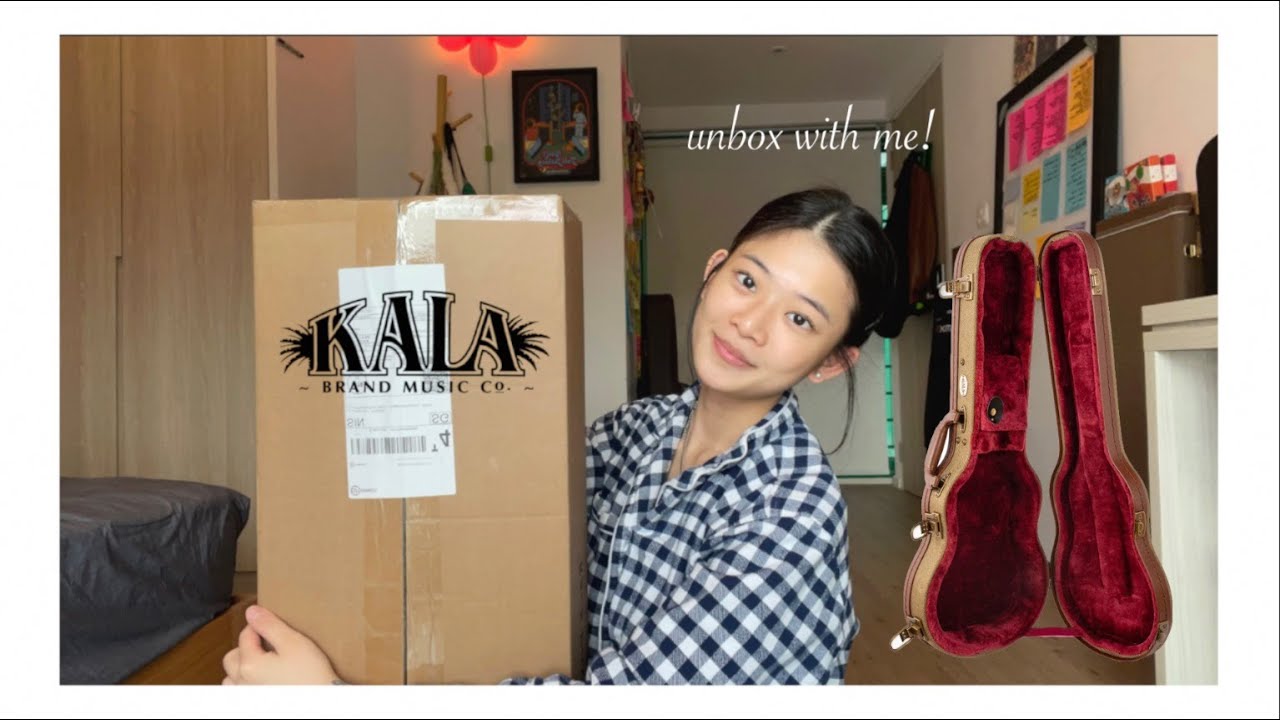 Unboxing my NEW KALA TCC Tweed Ukulele Concert Hard Case Archtop