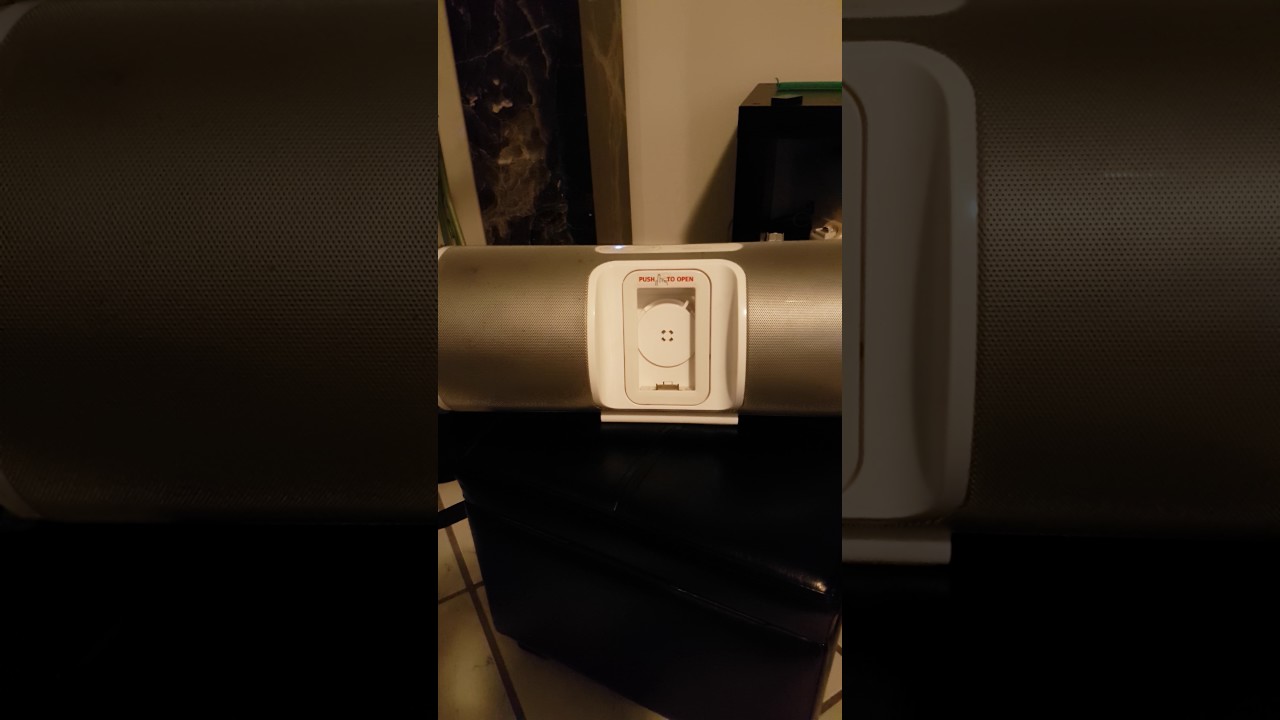 Onyx studio 2 vs im7 altec lansing- 60% volume