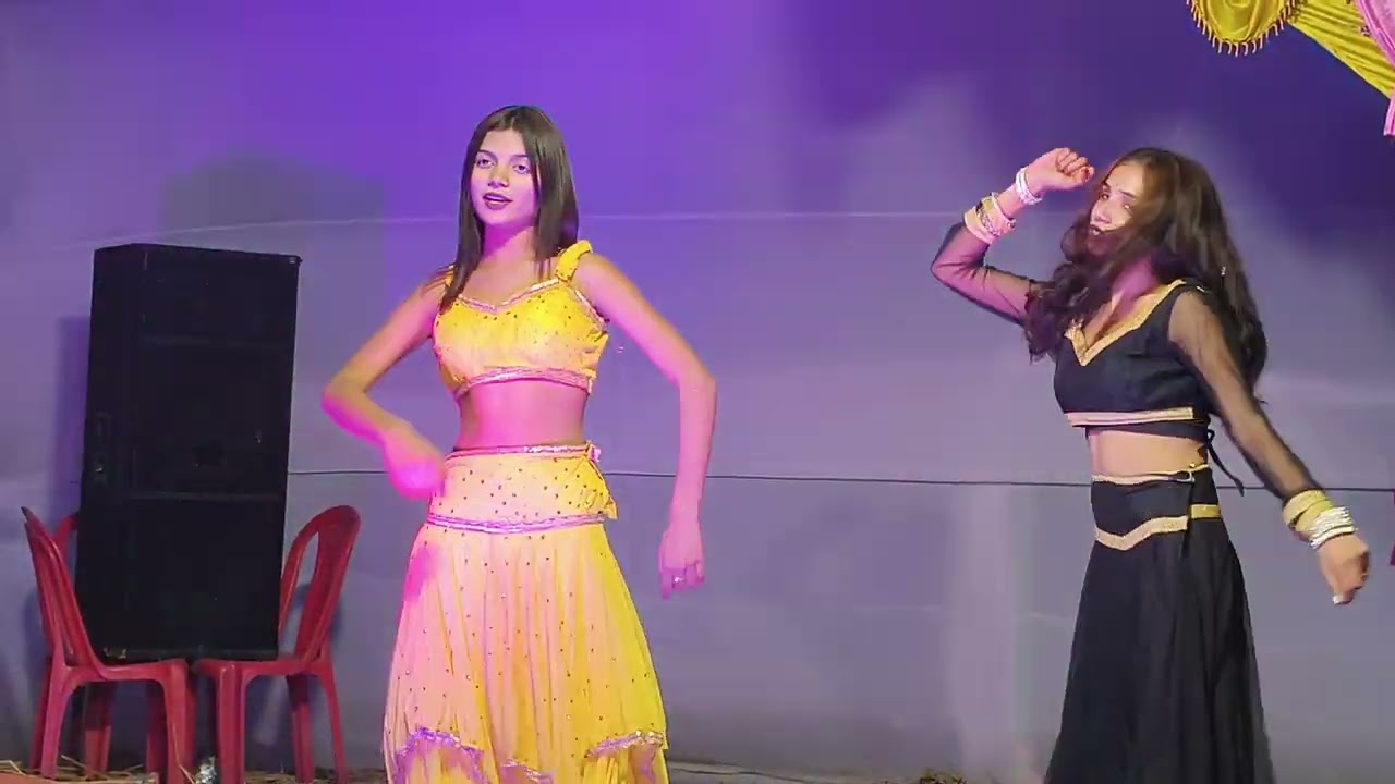 मैं दीवाना हूँ इन अदाओं का