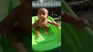 Shower With Cold Water baby Anes