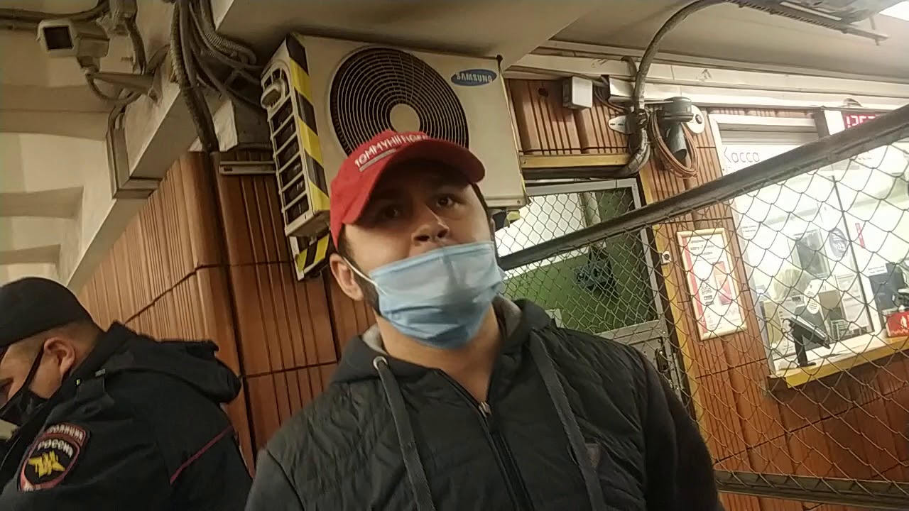 летняя форма контролеров мосгортранс. контролеры беспредел. спасение девушки от контролера. контролер автобусов мск. менты в метро.