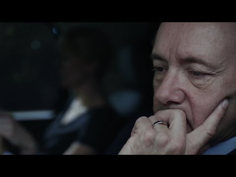 2 ნოემბრიდან, ყოველდღე, 21:00 საათზე, პირველი არხის ეთერში, სერიალი - „ბანქოს სახლი\" (15)