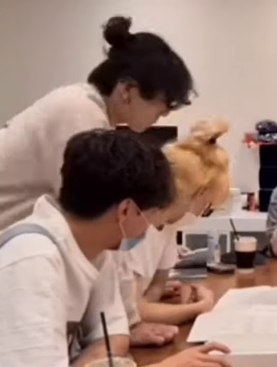 jungkook kissed jimin's hair 😚💜💛I am very happy😚#jikook#kookmin#bts#jimin#jungkook#vlive