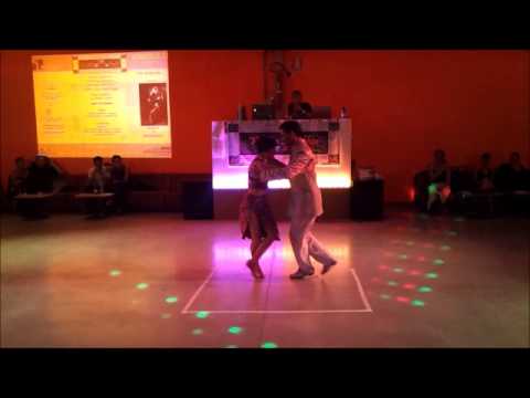 Milonga La Baldosa Alejandro Pereira y Vanesa Lamis-Un tanguito en la Baldosa-28/7/2013