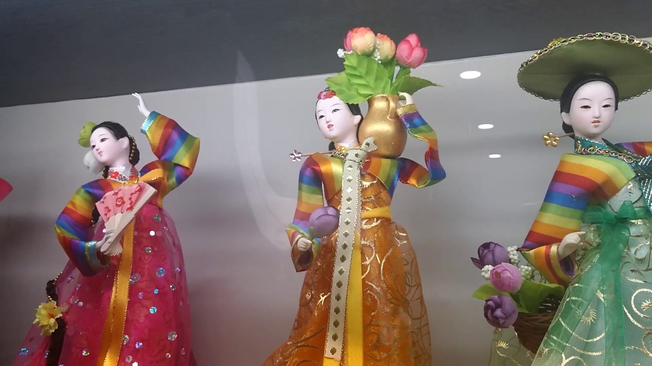 North Korea toy 북한인형과 장난감,일상용품들입니다.