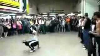 Breakdancing Win to Fail