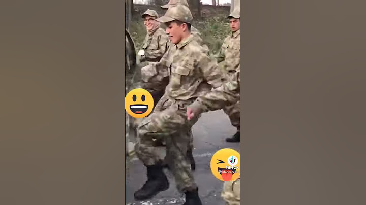 2002 li asker Böyle yürüyüş yapti askerlikte yok böyle yürüyüş !!   #Lütfen videoyu beyenirmisiniz?