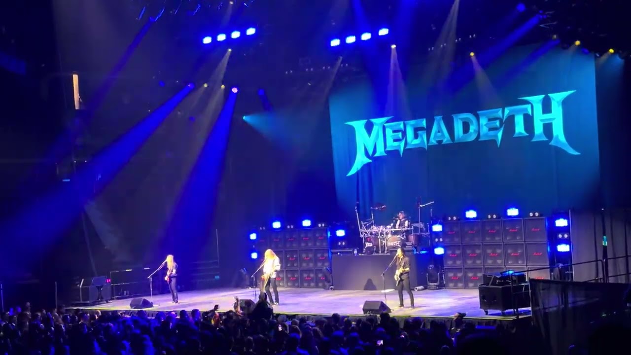 Megadeth - Dystopia Ottawa Canadian Tire Center 1-03-26