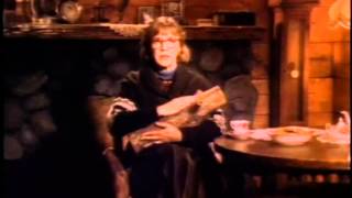 Log Lady Intro pilot episode