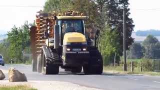 Challenger MT 865 B Gumihevederes traktor