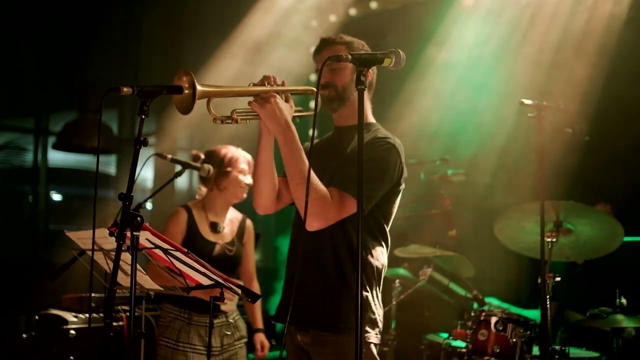 Chlorine Free - Gang Up - Live @Paris 11 Septembre 2025