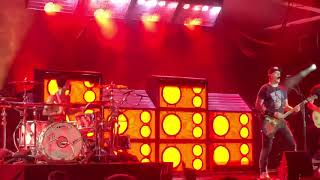 Blink 182 Darkside live!